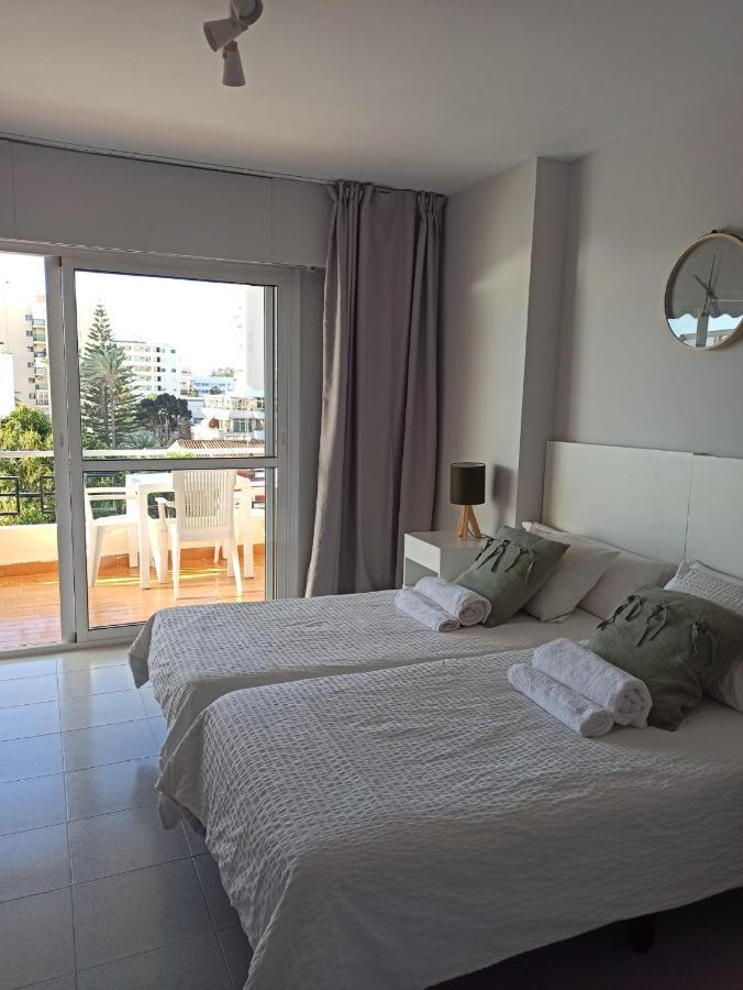 Carihuela Nucleo Cristal Torremolinos Exterior foto